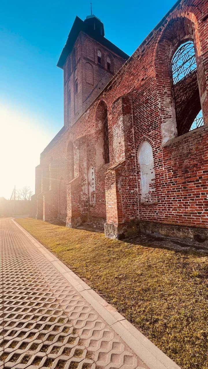 Экскурсия "Сквозь пыль веков" по малым городам (Гвардейск, Знаменск, Правдинск, Железнодорожный) с посещением замка Тапиау — фото 7